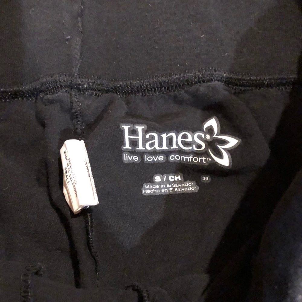 Black shorts size small - Picture 3 of 3